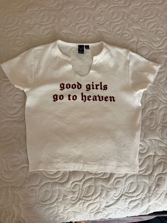 Windsor woman’s tee “good girls go to heaven' bad girls go backstage” - Picture 1 of 3
